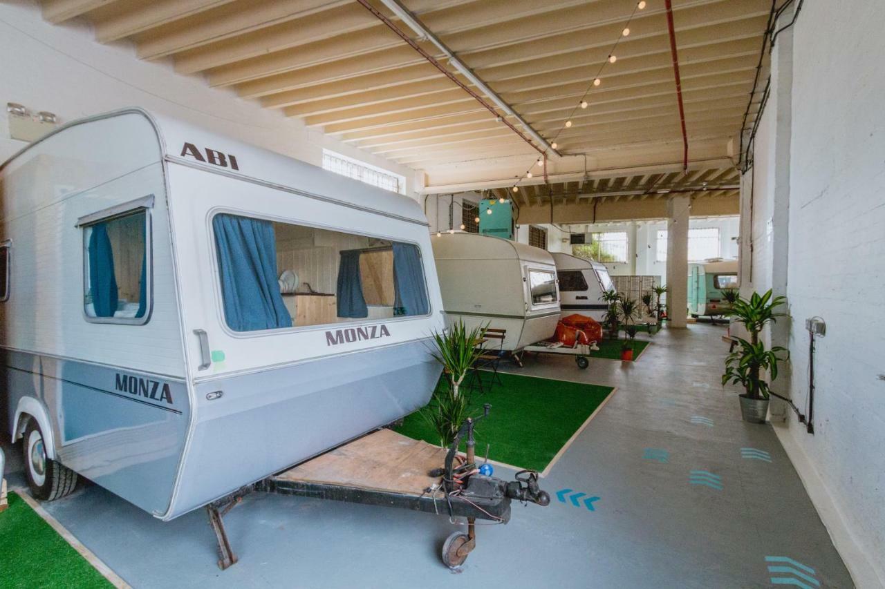 Towed Town Camping บริสตอล ภายนอก รูปภาพ