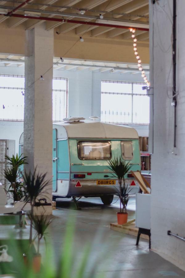 Towed Town Camping บริสตอล ภายนอก รูปภาพ